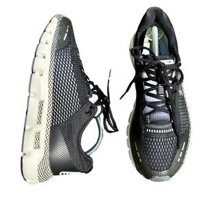 Womens size 9.5 Black Under Armour‎ HOVR Infinite
Running Shoe,gym,train,hike